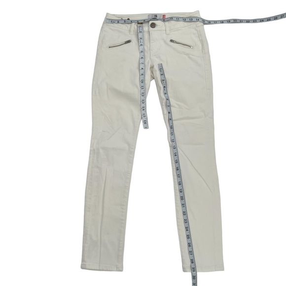 CAbi Junior's Ivory Skinny Jeans Size 2 - Picture 4 of 5